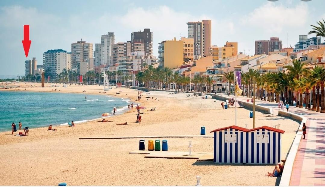 Sobre Las Olas Del Mar El Campello Exterior foto